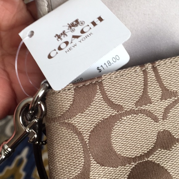 Coach Wristlet/Clutch, NWT - Picture 2 of 8